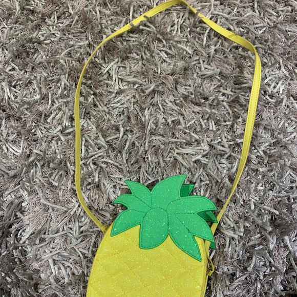 Pineapple purse - Picture 2 of 2